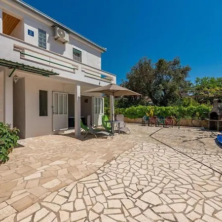 Beachfront With Hot Tub, Terrace, And Sea Views In