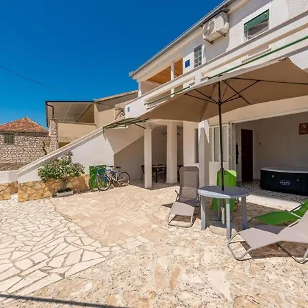 Beachfront With Hot Tub, Terrace, And Sea Views In * Vinisce