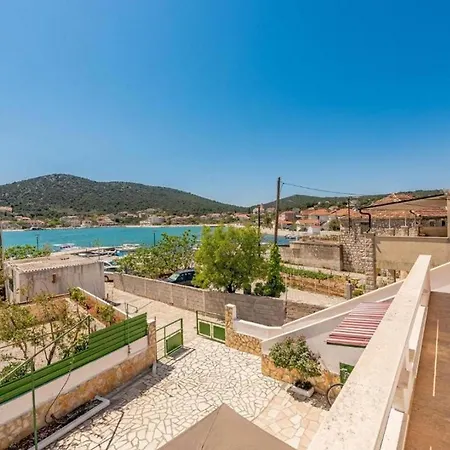 Beachfront With Hot Tub, Terrace, And Sea Views In Vinisce